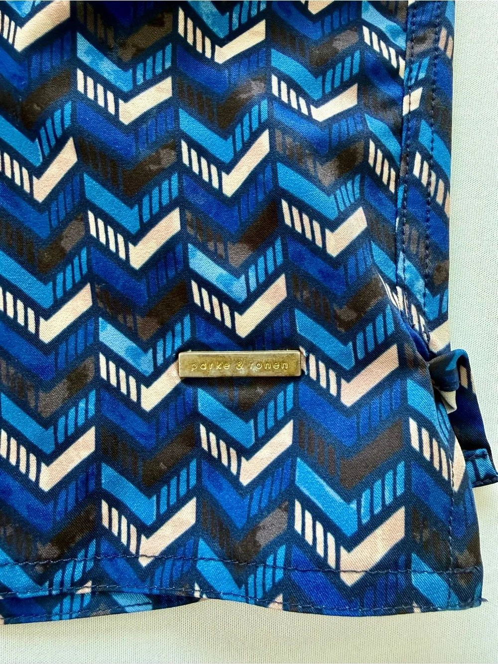 Parke & Ronen bold chevron